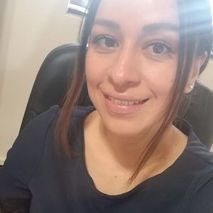 Meet your Posher, Karlita